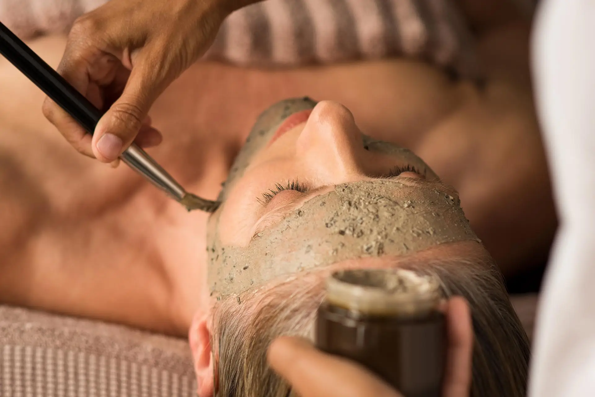 Tratamientos de estética en Sevilla: limpieza facial con mascarilla